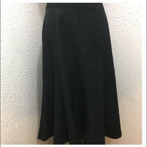 EAST 5TH BLACK FLARED SKIRT SIZE 8